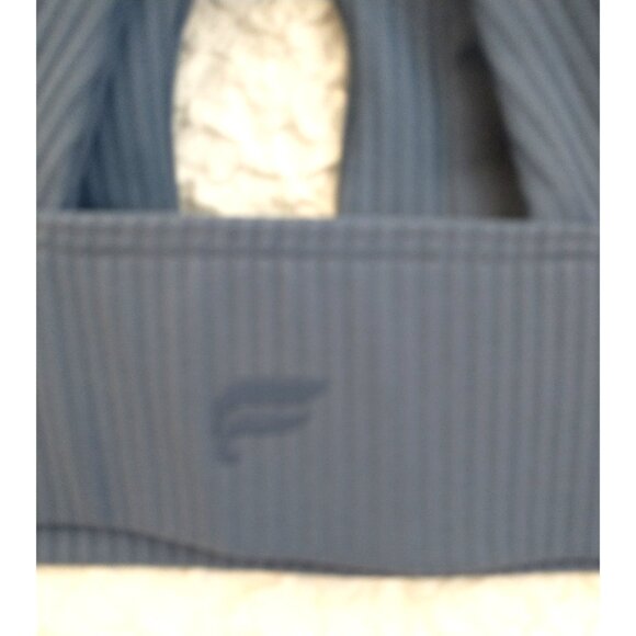 Fabletics Oasis Twist Front Sports Bra Padded Medium Impact Blue Gray - XL - Picture 4 of 8